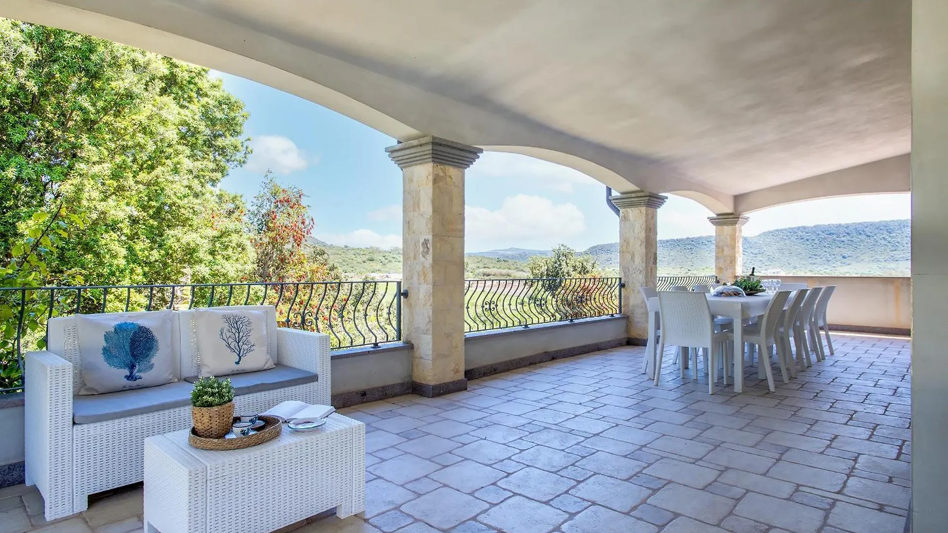 Villa Janas Lussuosa per 12 persone Uso esclusivo e piscina indipendente Alghero Italia