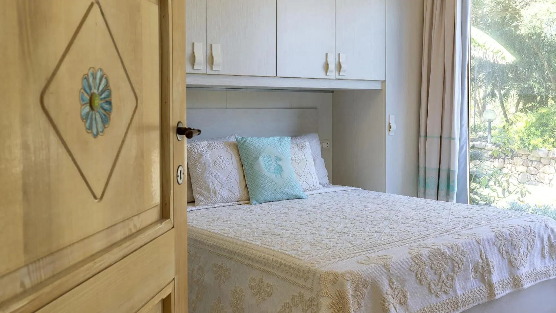 Villa Janas Luxury Villa Surrounded By Large Park, Swimming Pool, Parking And Wifi Alghero Italy